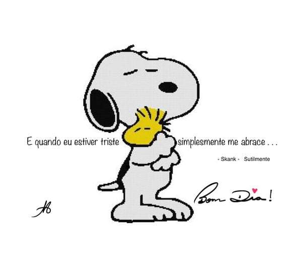 Snoopy abraçando um passarinho