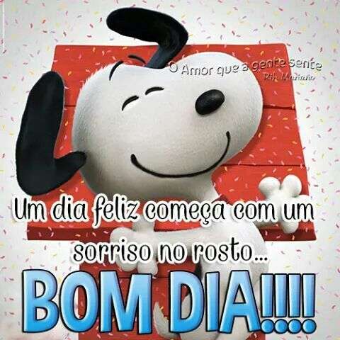 Snoopy feliz saindo de casa