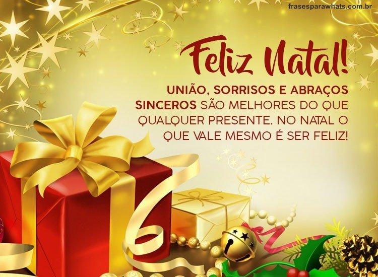 mensagem de natal sobre a importância de ser feliz nessa época.