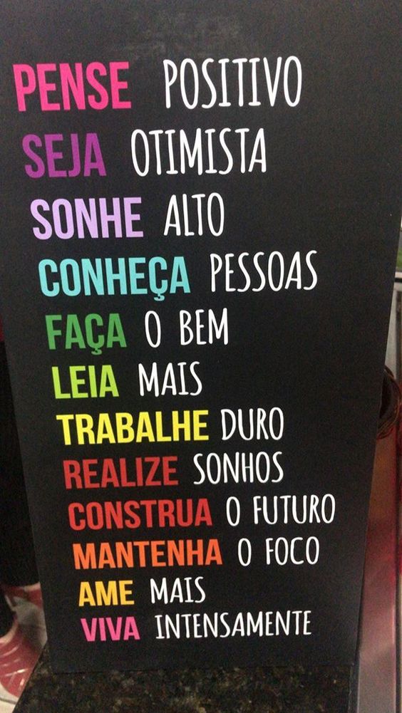 A vida é muito curta, desfrute dela ao máximo. 