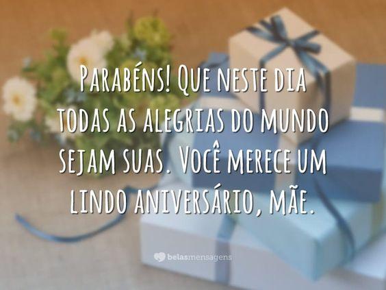 Presentes em azul e branco com frase de Parabéns.