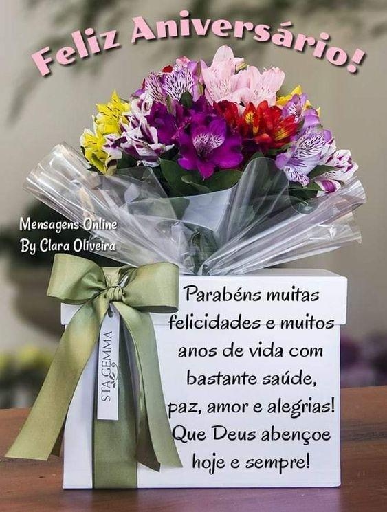 Mãe Parabéns, muitas felicidades e muitos anos de vida com bastante saúde, paz, amor e alegrias. 